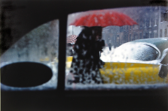 030-saul-leiter-photography-the-red-list
